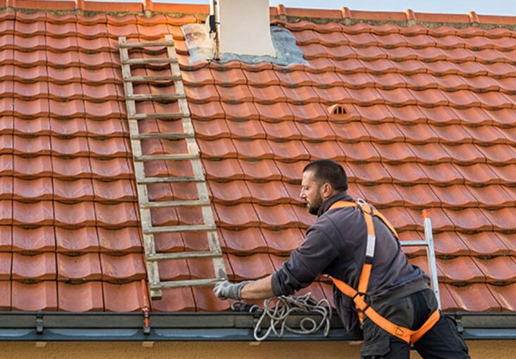 protégez votre maison avec notre assurance fuite toit, conçue pour couvrir les dommages causés par les infiltrations d'eau. obtenez une tranquillité d'esprit en sachant que votre toiture est entre de bonnes mains. découvrez nos solutions adaptées pour une protection optimale.