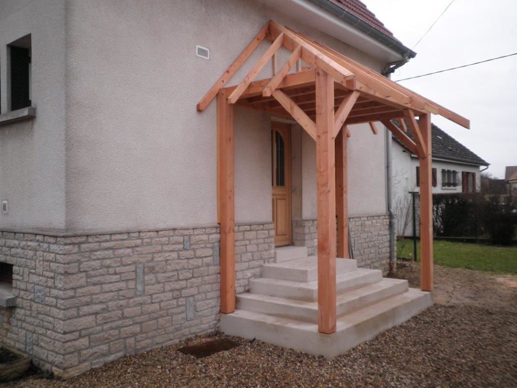 découvrez l'élégance et la fonctionnalité d'un avant-toit d'entrée, un élément essentiel pour protéger votre porte tout en ajoutant du style à votre façade. explorez nos idées et conseils pour choisir le modèle parfait.