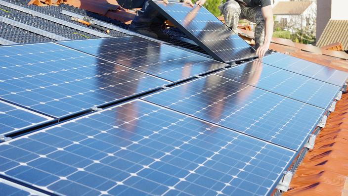 découvrez les avis d'experts sur le photovoltaïque : conseils, analyses et tendances pour optimiser votre installation solaire. informez-vous sur les meilleures pratiques et les innovations du secteur.