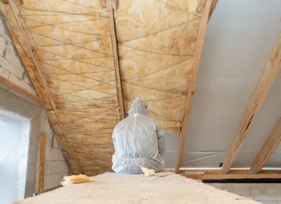 découvrez les avis sur l'isolation de toiture pour améliorer le confort de votre maison et réduire vos factures d'énergie. informez-vous sur les meilleures pratiques, matériaux et techniques d'isolation pour un logement éco-efficace.