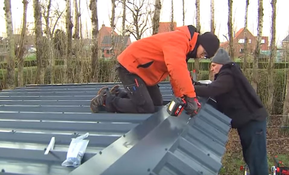 découvrez nos solutions de bardage pour toits, alliant esthétique et durabilité. transformez votre toiture avec des matériaux de qualité, résistants aux intempéries et offrant une isolation optimale. idéal pour tout projet de construction ou de rénovation.