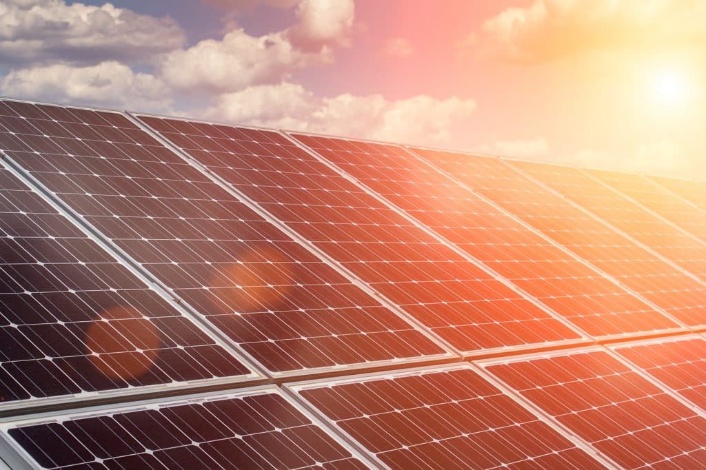 découvrez les nombreux bénéfices santé des panneaux photovoltaïques : réduction de l'empreinte carbone, amélioration de la qualité de l'air, et promotion d'un mode de vie durable. adoptez les énergies renouvelables pour un avenir plus sain.