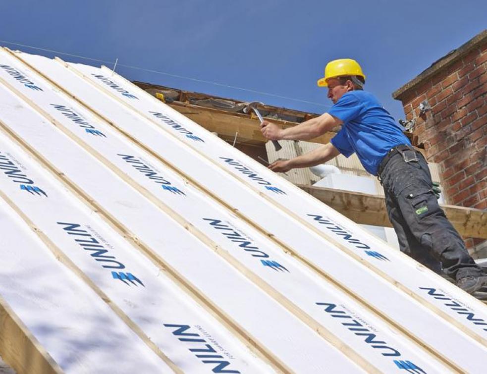 découvrez nos services de construction de toit pour des projets de qualité, robustes et esthétiques. notre équipe d'experts garantit un travail soigné et durable, adapté à vos besoins et à votre budget.