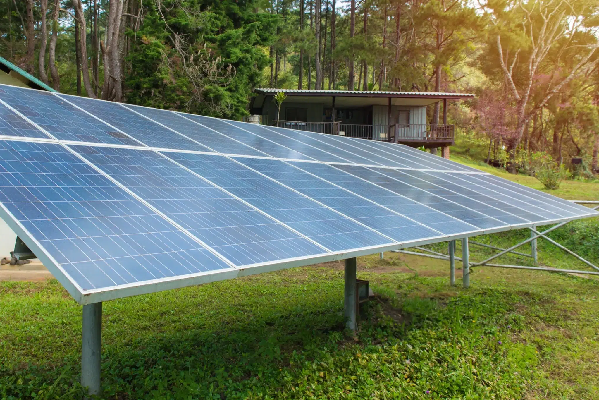 découvrez les différents coûts associés à l'installation de panneaux solaires, les aides financières disponibles et les économies d'énergie potentielles. informez-vous sur les facteurs influençant le prix pour faire le meilleur choix pour votre projet durable.
