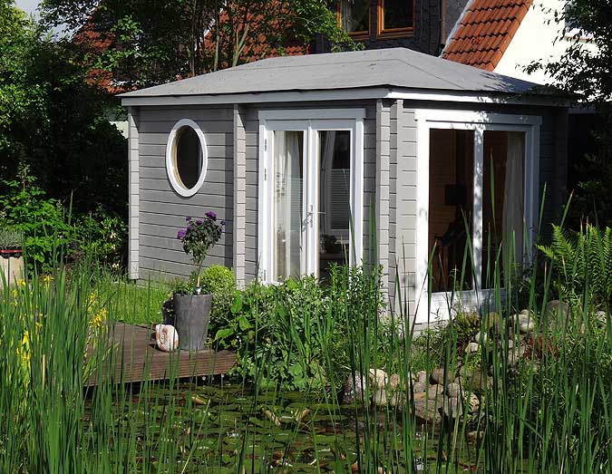 découvrez nos couvertures pour cabanons, alliant protection et esthétisme. protégez vos biens des intempéries tout en embellissant votre espace extérieur. parfaites pour tous types de cabanons, nos couvertures sont durables et faciles à installer.