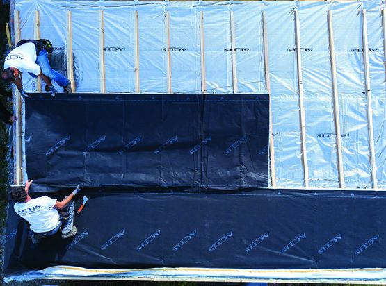 découvrez comment bénéficier du crédit d'impôt pour l'isolation de votre toiture. optimisez vos dépenses énergétiques tout en améliorant le confort de votre maison grâce à des solutions d'isolation efficaces. profitez de ce dispositif fiscal pour réduire vos impôts tout en investissant dans votre patrimoine.