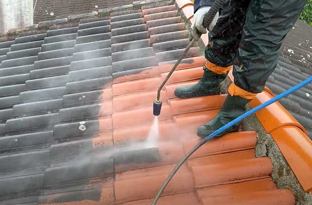 découvrez nos conseils et astuces pratiques pour enlever les tuiles efficacement. que ce soit pour une rénovation ou une réparation, apprenez les étapes indispensables pour réaliser cette tâche en toute sécurité.