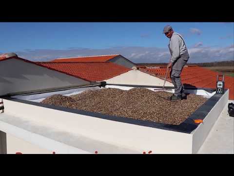 découvrez nos solutions d'étanchéité pour toits, garantissant protection et durabilité. protégez votre habitation des infiltrations d'eau et améliorez son isolation avec nos services professionnels adaptés à tous types de toitures.