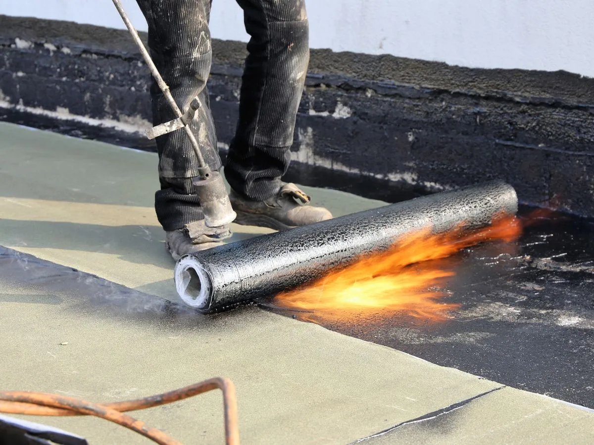 découvrez nos solutions d'étanchéité pour toit terrasse, assurant une protection efficace contre les infiltrations d'eau et prolongant la durée de vie de votre toiture. bénéficiez d'une installation professionnelle et de matériaux de qualité pour un espace extérieur toujours confortable et sécurisé.