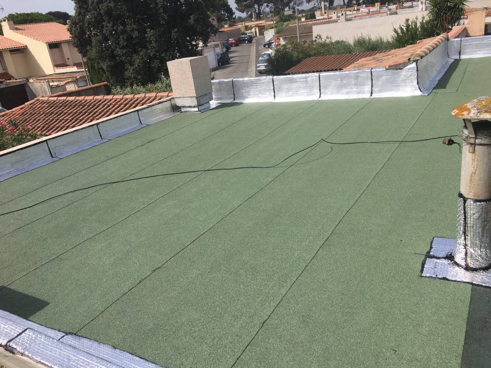 découvrez nos solutions d'étanchéité pour toit terrasse, garantissant une protection optimale contre les infiltrations d'eau. améliorez la durabilité de votre terrasse tout en préservant son esthétique. contactez-nous pour un devis personnalisé.
