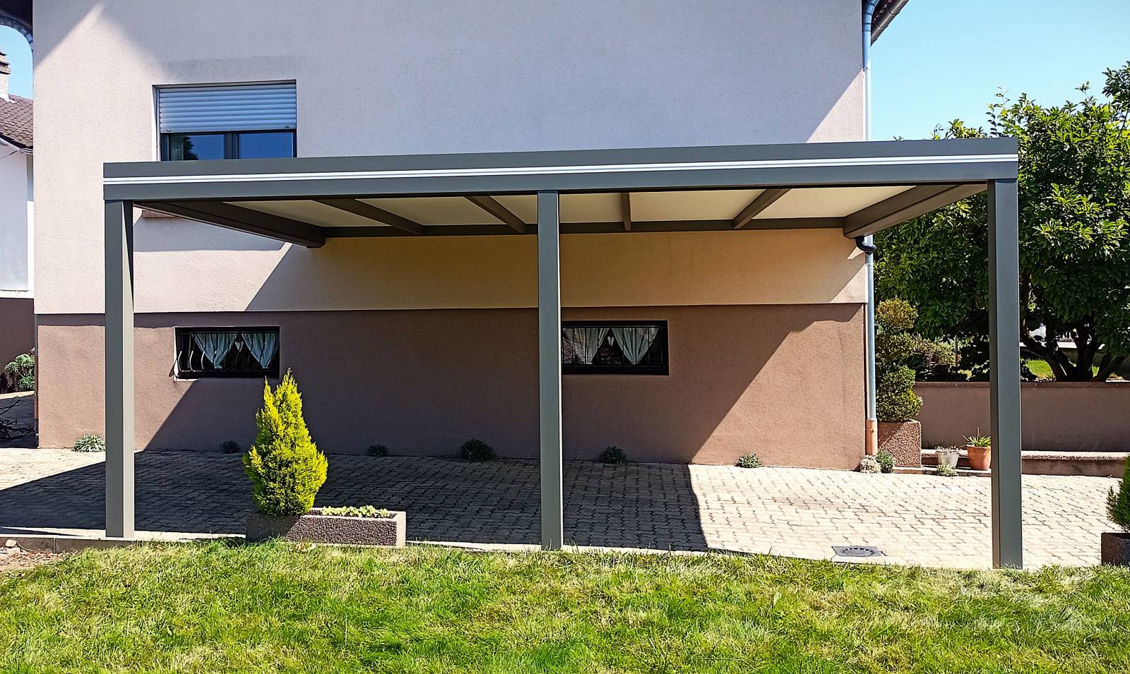 découvrez notre expertise en fabrication de toits plats, alliant durabilité et esthétique. profitez de solutions sur mesure pour garantir l'étanchéité et la longévité de votre toiture, tout en respectant les normes en vigueur. contactez-nous pour un devis personnalisé.