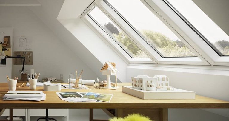 découvrez nos fenêtres velux, idéales pour apporter lumière et confort à votre intérieur. améliorez votre espace de vie avec des produits de qualité, alliant design et performance énergétique.
