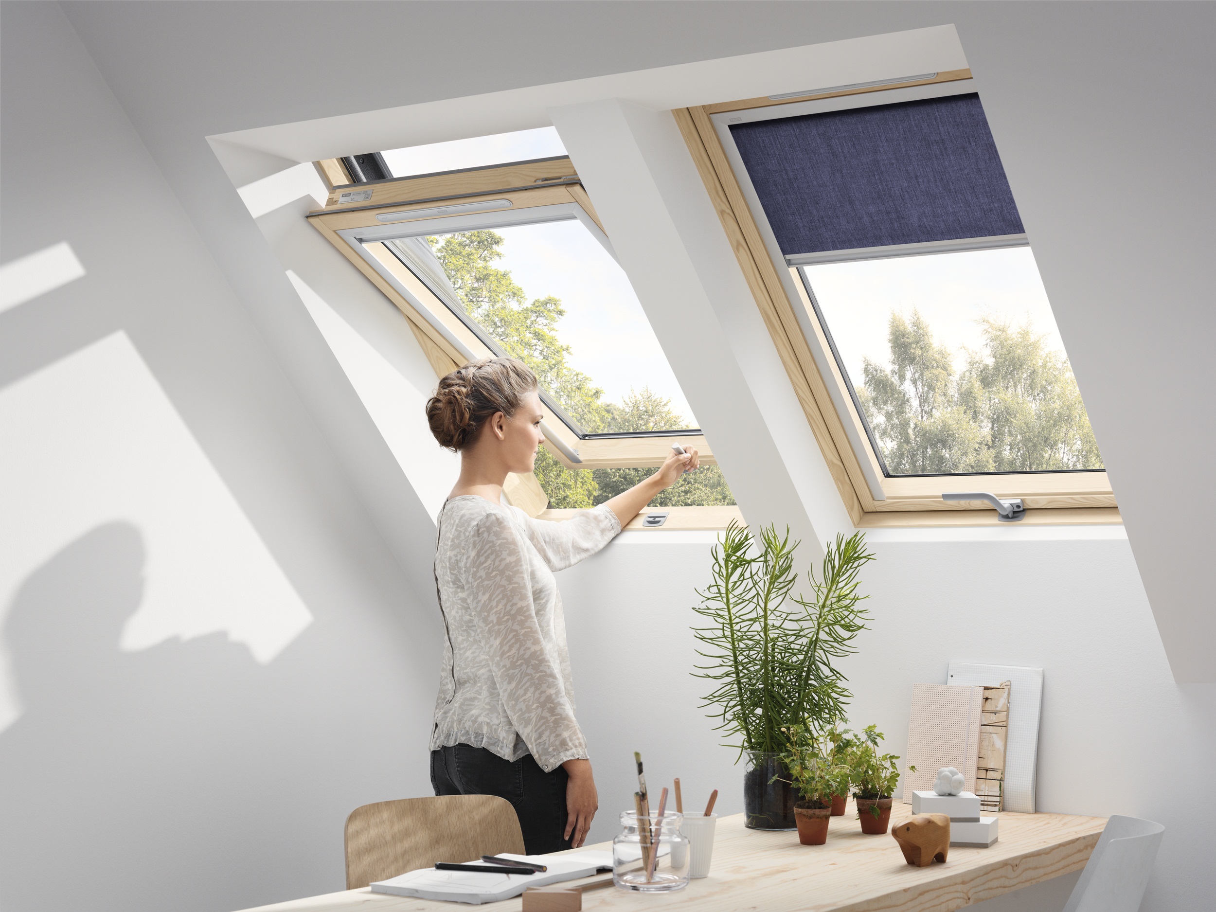découvrez nos fenêtres velux, la solution idéale pour apporter lumière naturelle et ventilations à votre espace de vie. transformez votre intérieur avec des designs modernes et une isolation efficace, tout en améliorant votre confort et en réduisant votre consommation énergétique.