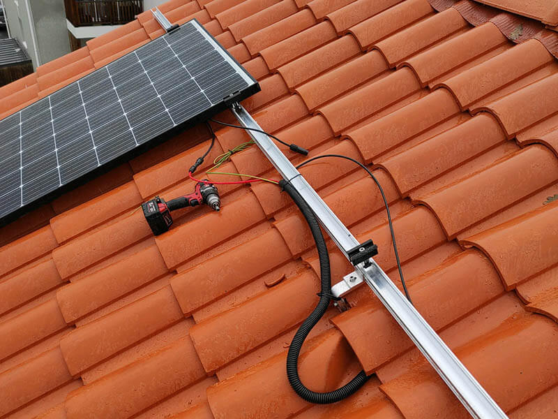 découvrez comment installer des panneaux solaires et profitez d'une énergie renouvelable, économique et respectueuse de l'environnement. suivez notre guide étape par étape pour optimiser votre installation.