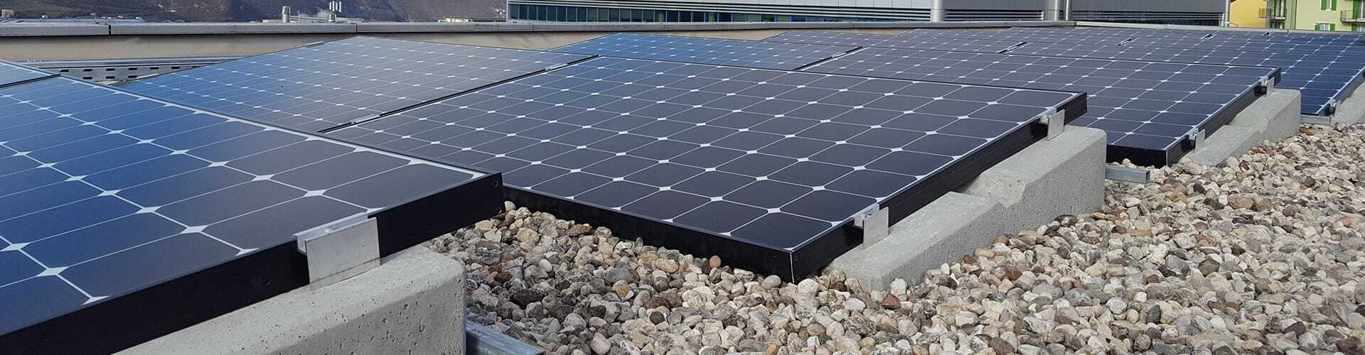 découvrez comment installer un toit photovoltaïque pour maximiser votre production d'énergie solaire. nos conseils et étapes pratiques vous guideront vers une installation réussie, tout en réduisant votre empreinte carbone et en faisant des économies sur vos factures d'électricité.