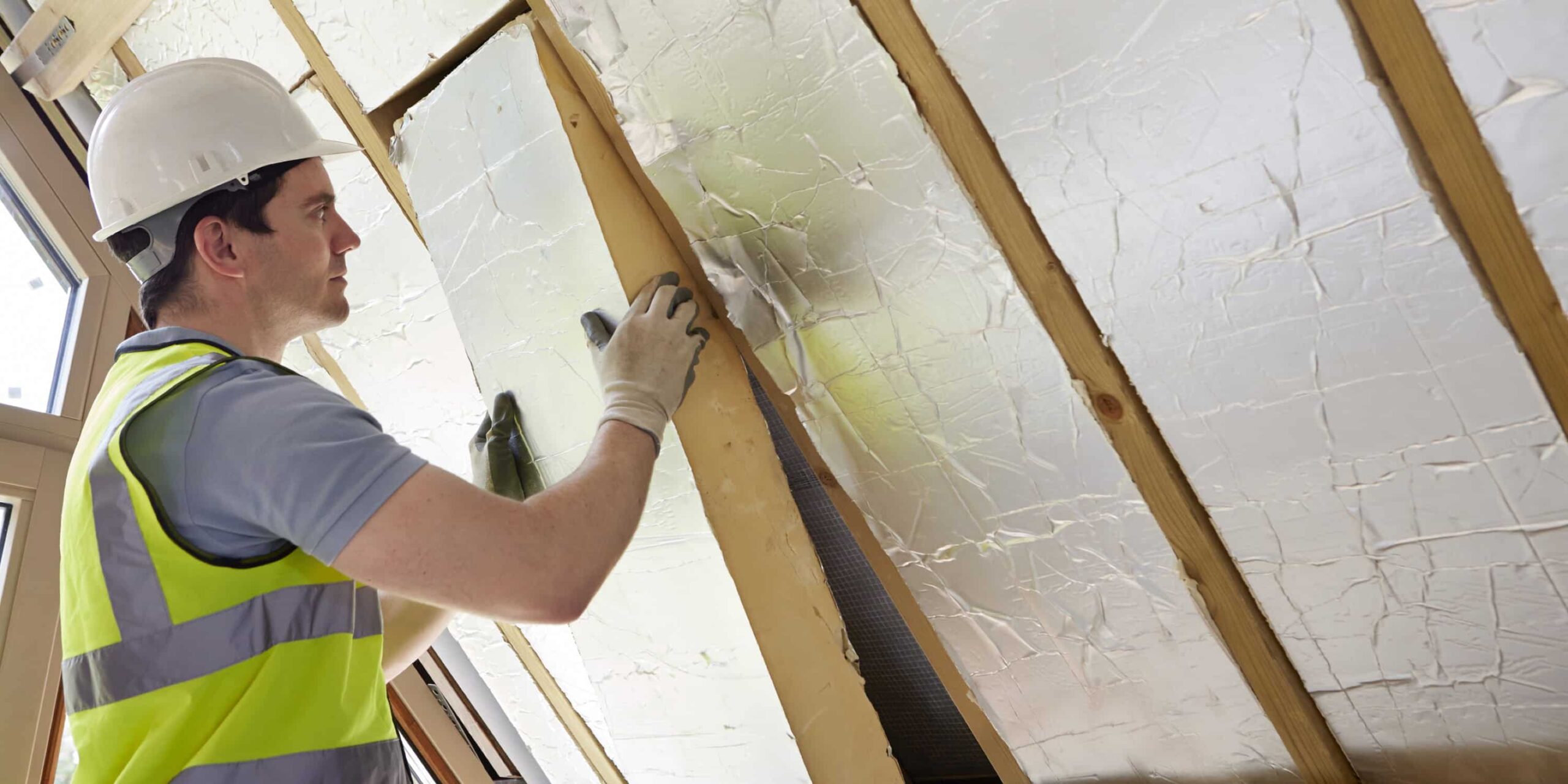 découvrez les meilleures solutions pour l'isolation de votre toit afin d'améliorer le confort thermique de votre maison et de réduire vos factures d'énergie. optez pour des matériaux efficaces et durables pour une performance optimale.