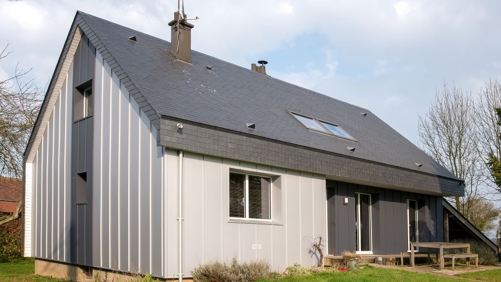 découvrez les avantages de l'isolation en zinc, une solution durable et efficace pour améliorer l'efficacité énergétique de votre maison. apprenez-en plus sur ses propriétés, son installation et comment elle peut protéger votre habitation des intempéries.