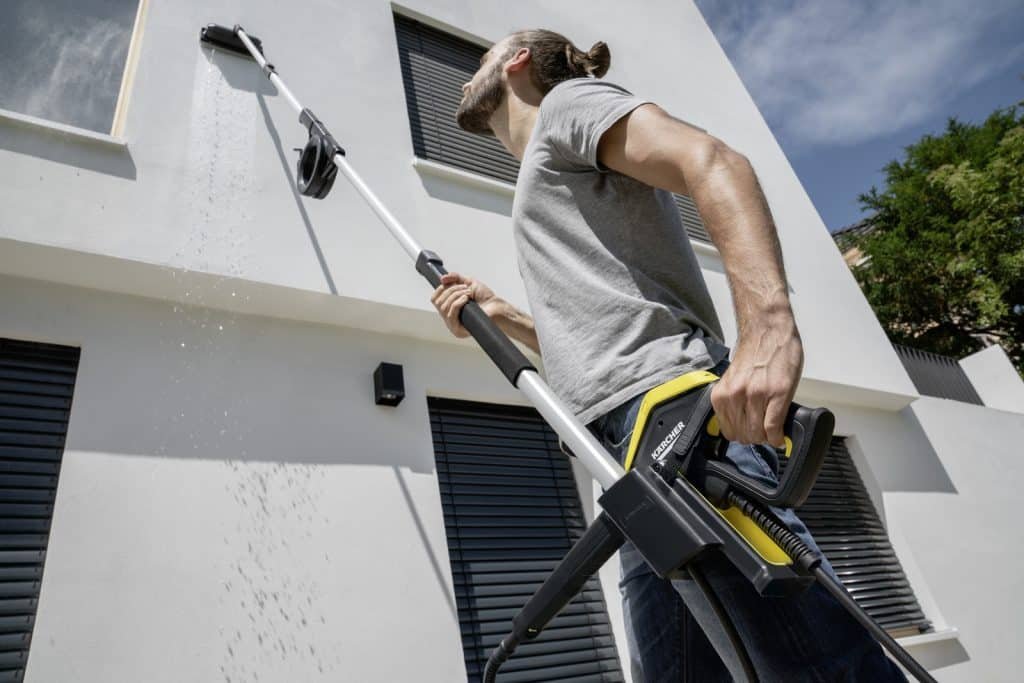 découvrez nos services de nettoyage de toit avec un karcher, pour redonner éclat et propreté à votre toiture. profitez d'un nettoyage efficace et professionnel qui protège votre maison tout en améliorant son esthétique.