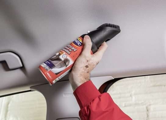 découvrez nos conseils et astuces pour nettoyer efficacement le toit de votre voiture. obtenez des résultats impeccables et prolonger la durée de vie de votre véhicule grâce à nos méthodes simples et pratiques.