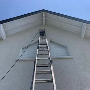 découvrez nos conseils et astuces pour peindre efficacement le dessous de toit de votre maison. apprenez les meilleures techniques, choix de peinture et étapes à suivre pour un résultat durable et esthétique.