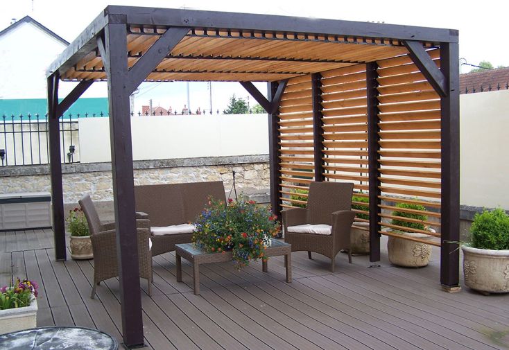 découvrez la pergola toit, une solution esthétique et fonctionnelle pour votre jardin. protégez-vous des intempéries tout en profitant d'un espace extérieur élégant et convivial. idéale pour les repas en plein air ou les moments de détente, la pergola toit s'adapte à tous les styles et s'intègre harmonieusement dans votre espace extérieur.
