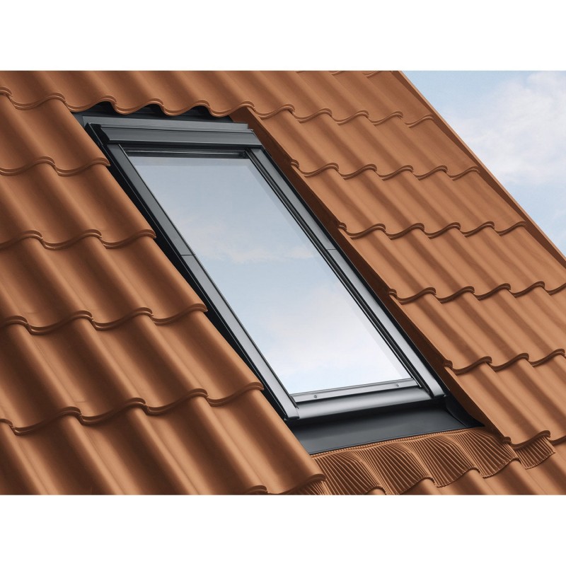 découvrez nos services de pose de velux sur toits en tuiles, pour optimiser l'éclairage naturel de votre intérieur tout en améliorant l'esthétique de votre maison. profitez d'une installation professionnelle et d'un savoir-faire de qualité pour un résultat durable et élégant.