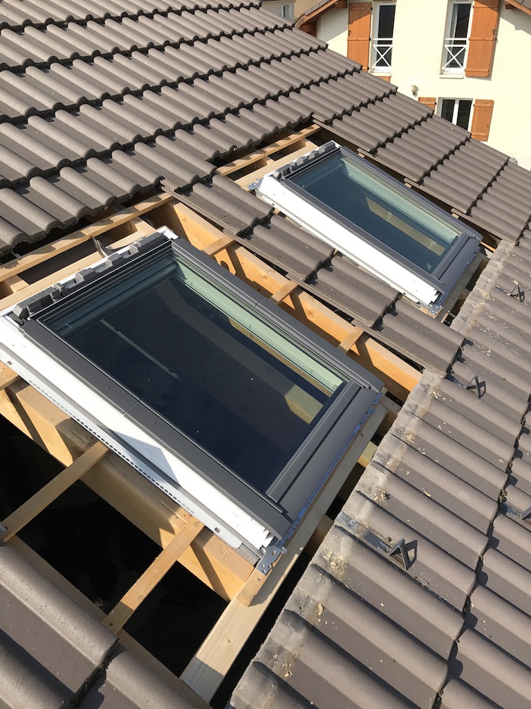 découvrez étape par étape comment poser une fenêtre velux pour maximiser la lumière naturelle et améliorer l'aération de votre espace. suivez nos conseils pratiques et astuces pour une installation réussie, adaptée à tous les niveaux de bricolage.