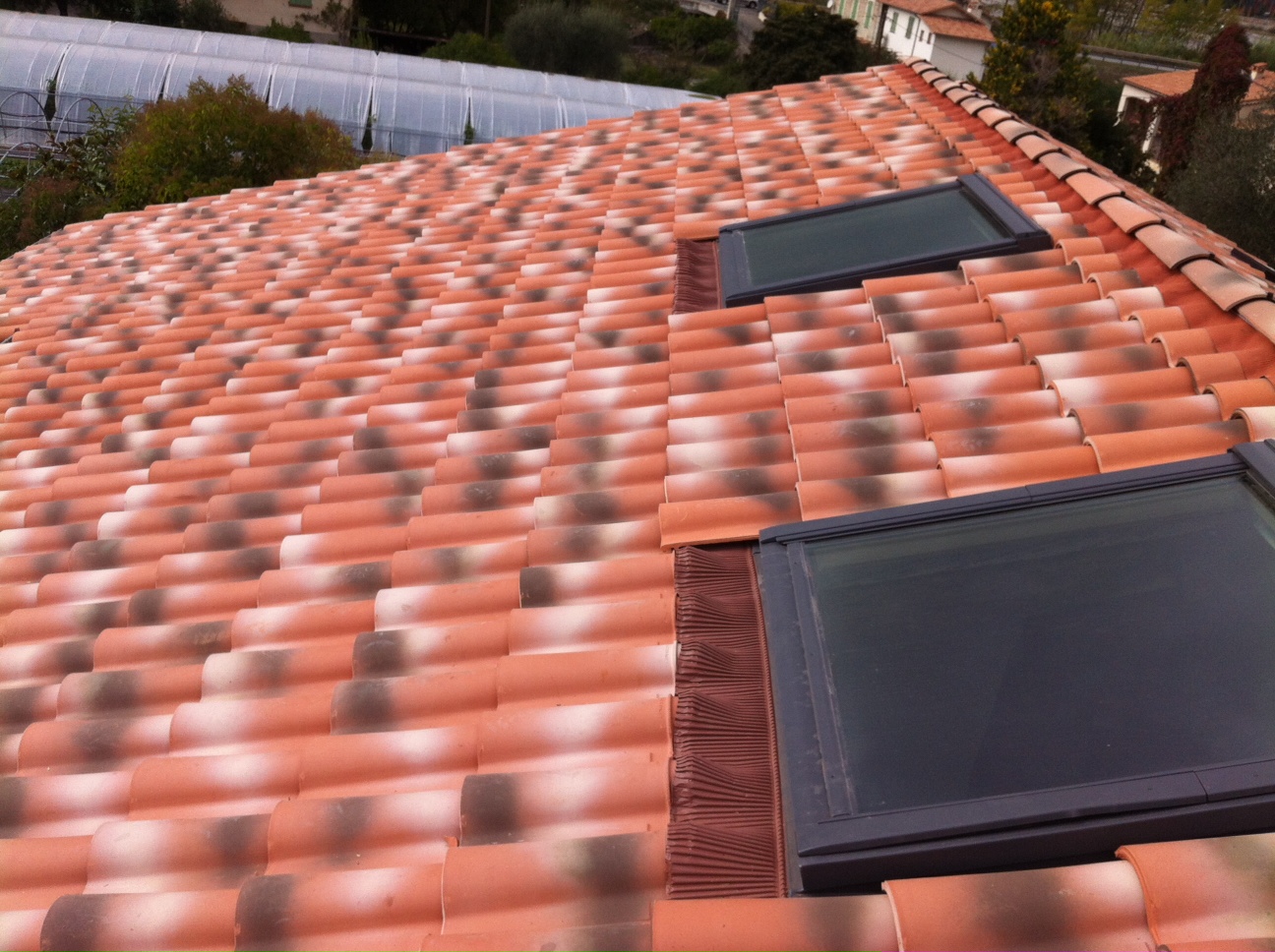 découvrez comment poser une fenêtre velux avec notre guide complet. suivez nos conseils pratiques et astuces pour optimiser la lumière naturelle dans votre espace tout en garantissant une installation sécurisée et durable.