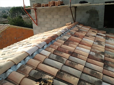 découvrez nos conseils et techniques pour poser des tuiles canal efficacement. que vous soyez un bricoleur débutant ou expérimenté, apprenez les étapes essentielles pour une toiture esthétique et durable.