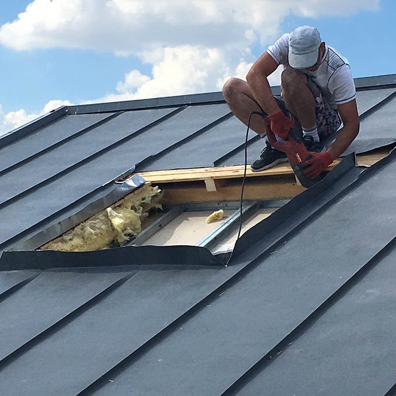découvrez comment poser un velux sur votre toit avec notre guide détaillé. apprenez les étapes essentielles, les outils nécessaires, et des conseils pratiques pour améliorer la luminosité et l'aération de votre espace intérieur.