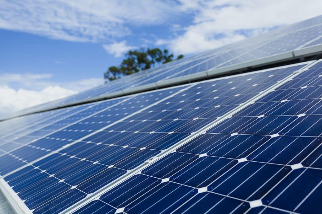découvrez tout ce qu'il faut savoir sur les primes pour l'installation de panneaux solaires : aides financières, subventions, et conseils pour maximiser vos économies d'énergie.