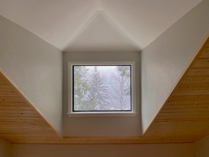 découvrez notre guide complet sur les prix des lucarnes de toit. comparez les différentes options, matériaux et styles pour embellir votre maison tout en optimisant votre budget. les lucarnes ajoutent de la lumière et de l'espace, apprenez comment choisir la meilleure solution pour vos besoins.