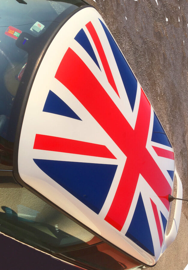 découvrez les prix des peintures pour le toit de votre voiture et trouvez la meilleure option pour redonner vie à votre véhicule. comparez les coûts, les types de peinture et les conseils d'application pour un résultat optimal.