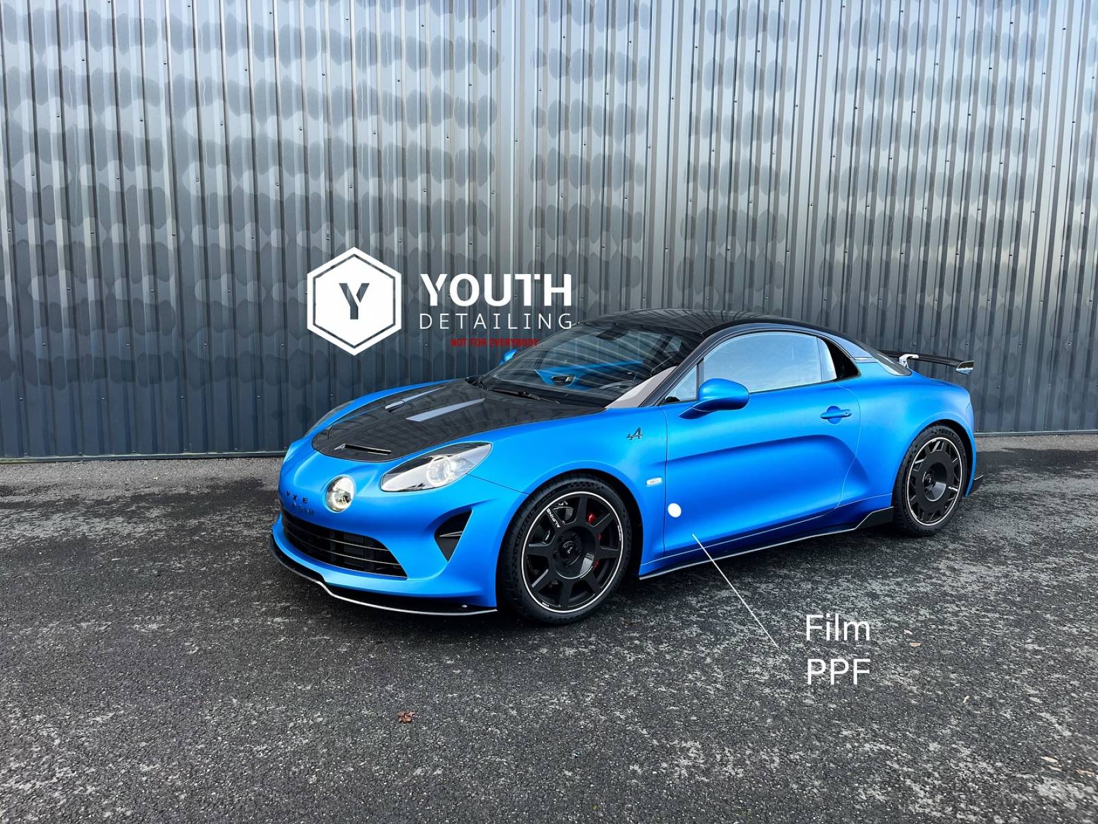 découvrez les prix pour peindre le toit de votre voiture. comparez les offres des professionnels, les types de peinture disponibles et trouvez les meilleures astuces pour un résultat impeccable.