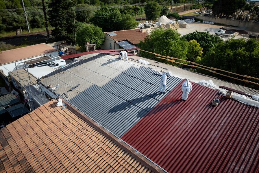 découvrez nos services professionnels de rénovation de toiture pour améliorer l'esthétique et la durabilité de votre maison. profitez de conseils d'experts et d'un devis gratuit pour tous vos projets de couverture.