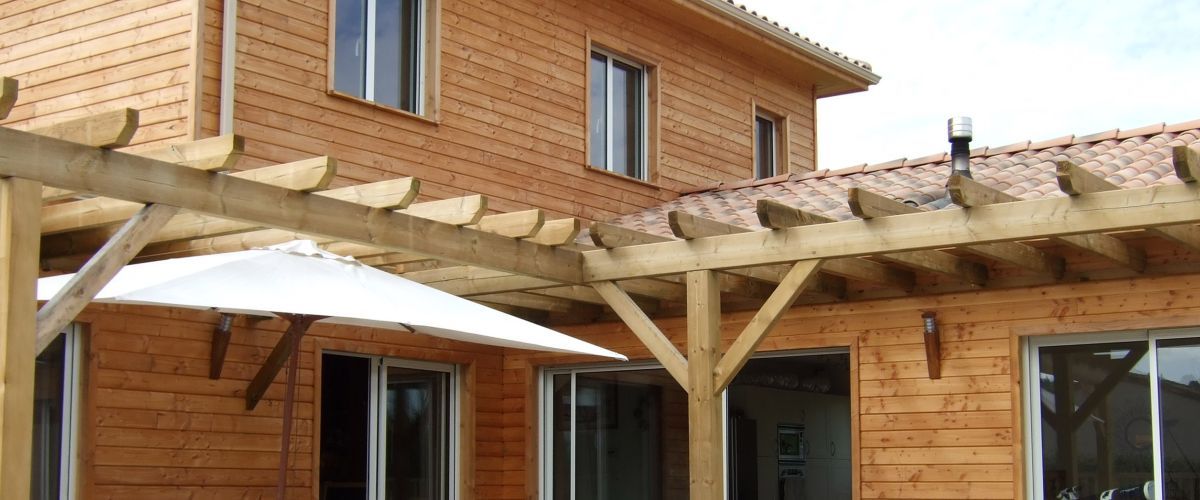 découvrez tout ce que vous devez savoir sur les toits : types, matériaux, entretien et conseils pour choisir le meilleur toit pour votre maison. protégez votre habitation avec un toit adapté !