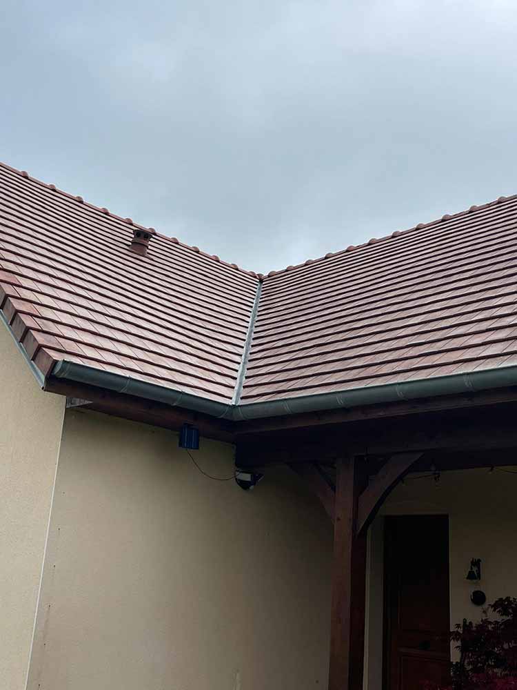 découvrez tout ce que vous devez savoir sur le toit noué : ses caractéristiques, ses avantages et son impact esthétique sur votre maison. informez-vous sur les techniques de construction et les matériaux utilisés pour ce type de toiture.