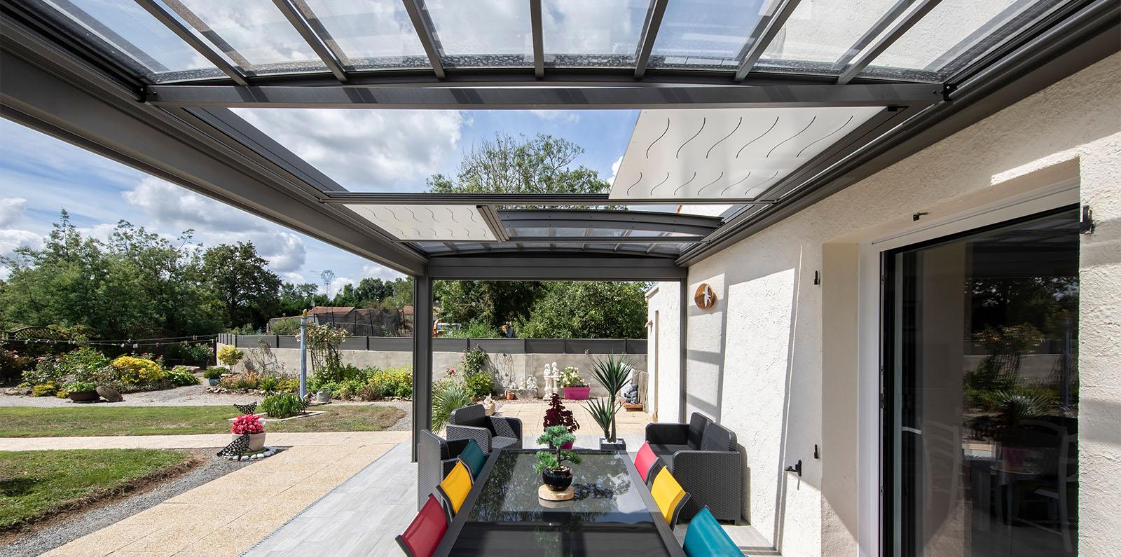 découvrez nos pergolas de toit élégantes et fonctionnelles, idéales pour profiter de votre espace extérieur tout en vous protégeant du soleil et de la pluie. transformez votre jardin en un lieu de détente et de convivialité avec nos solutions sur mesure.