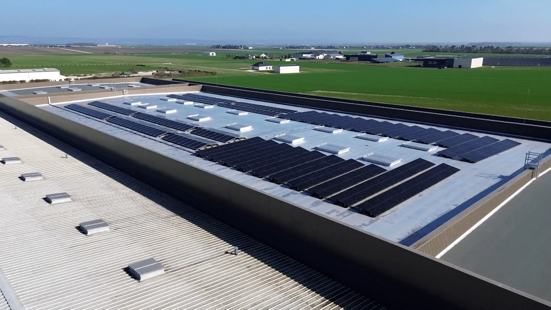 découvrez les solutions innovantes des entreprises spécialisées dans le toit photovoltaïque. optimisez l'énergie solaire de votre bâtiment tout en réduisant vos factures et en contribuant à la transition écologique.