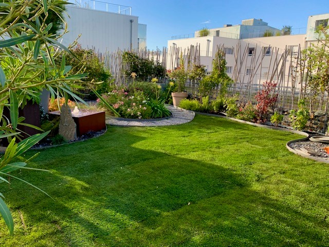 découvrez l'art du toit terrasse : un espace tendance alliant confort et esthétique pour profiter des vues imprenables. transformez votre balcon ou toit en un véritable oasis de détente et de convivialité.