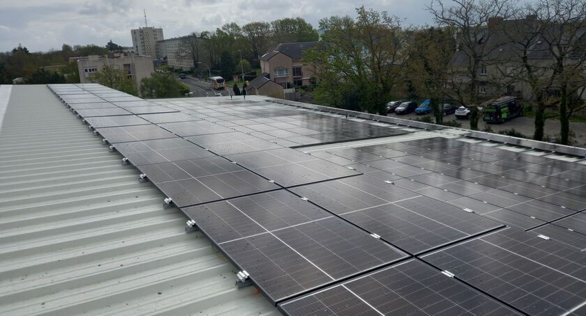 découvrez les avantages des toits photovoltaïques pour une énergie renouvelable et économique. transformez votre habitation en une source d'énergie durable tout en réduisant votre empreinte carbone.