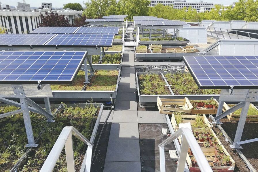 découvrez comment les toits photovoltaïques s'inscrivent dans une approche d'économie circulaire, maximisant l'utilisation des ressources tout en produisant de l'énergie renouvelable. une solution innovante pour un avenir durable.