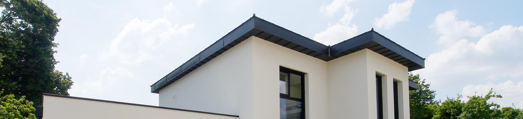 découvrez les avantages des toits plats : esthétique moderne, optimisation de l'espace et possibilités d'aménagement. informez-vous sur les matériaux, l'entretien et les normes de construction pour un toit plat durable et efficace.