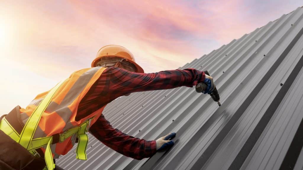 découvrez nos solutions de toitures en bac acier, alliant durabilité, esthétisme et performance. idéales pour les habitations, bâtiments industriels et commerciaux, nos toitures offrent une protection optimale contre les intempéries tout en étant économiques et faciles à entretenir.