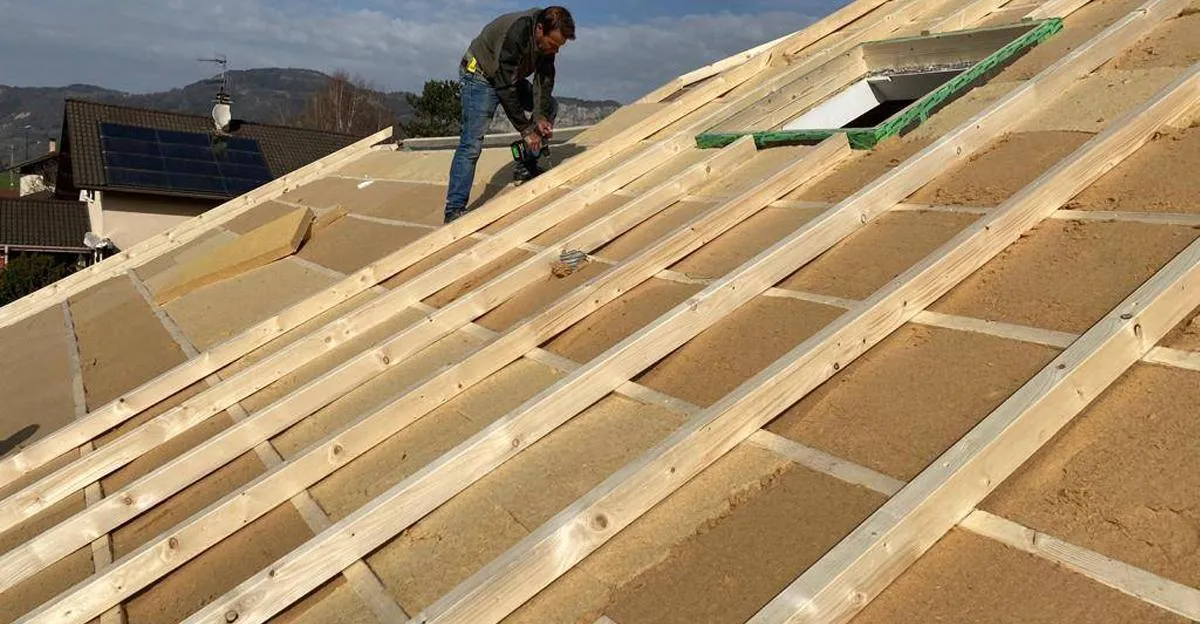 découvrez l'élégance et la durabilité des toitures en bois. offrant une excellente isolation et un charme naturel, nos solutions sont parfaites pour allier esthétique et performance. optez pour une toiture qui valorise votre habitation tout en respectant l'environnement.